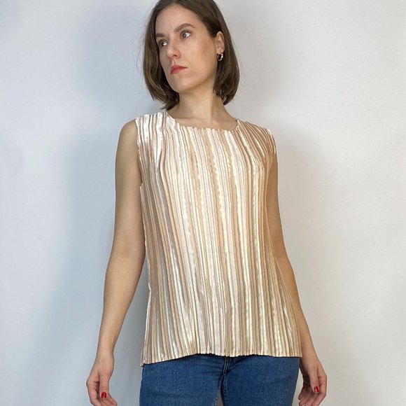 PEARLY Pink PLISSE Tank Top! Large - Picture 6 of 7